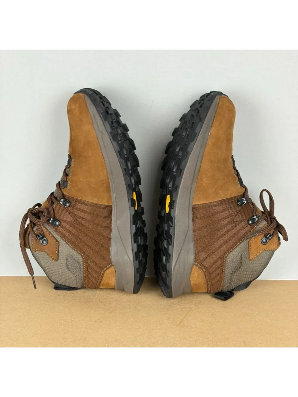 Irish Setter Cascade Waterproof Safety Toe Boots Mens 8 Brown Tan Lace Up